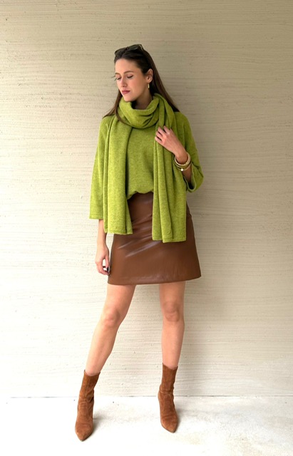 PULL JULIETTE : REF ISY 48% ACRYLIC 26%POLY 18% WV WOOL 6% ME 2% EA