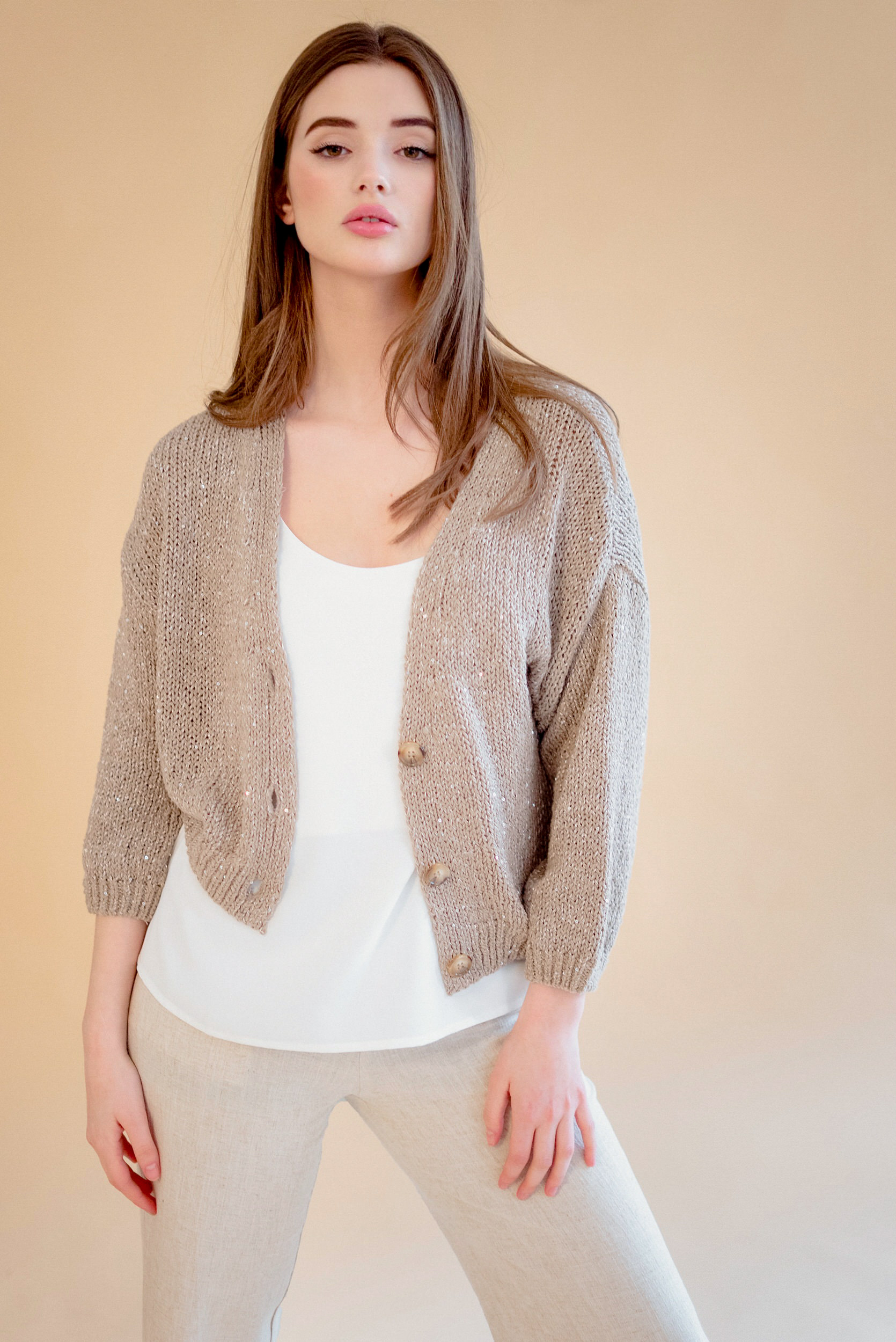 TOP MIMI MAGIC ECRU PANT PALOMA DAY BEIGE / CARDIGAN LARA CABARET KAKI / DRESS AUDE B HOLY 01